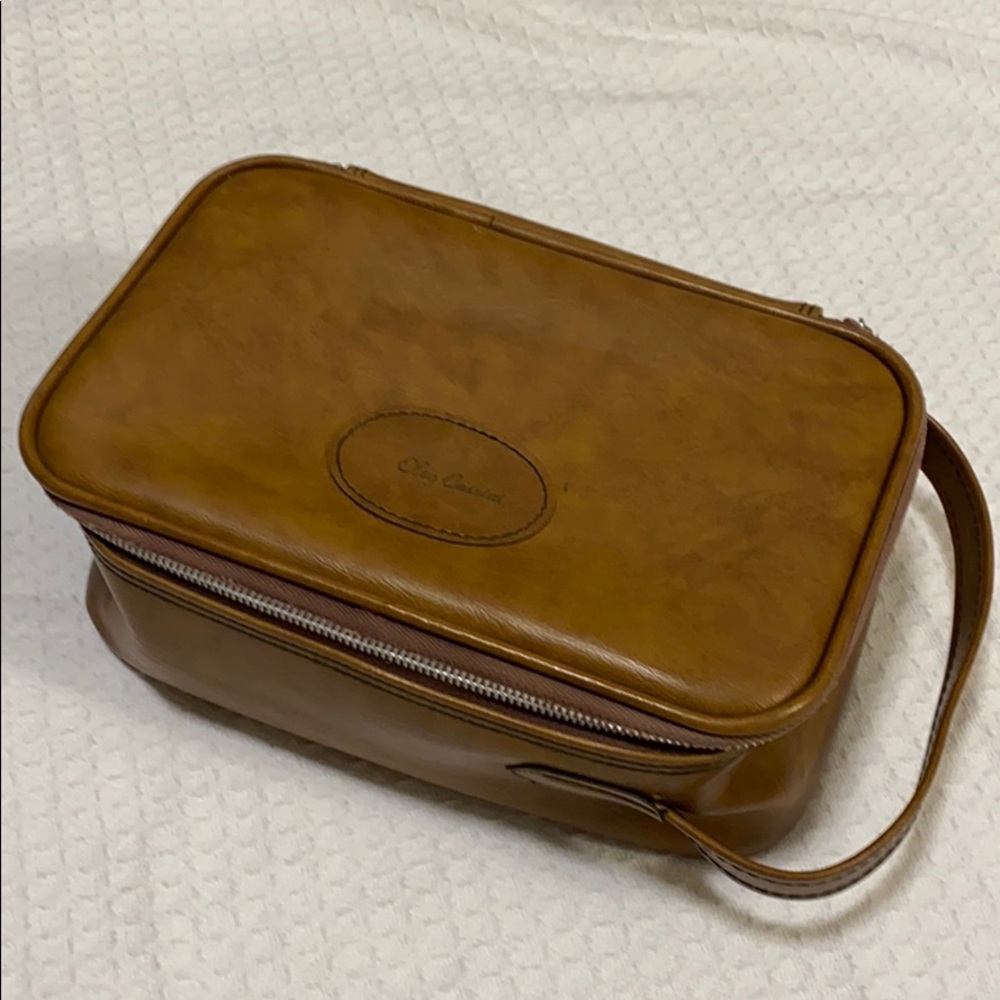 Oleg Cassini Vintage Leather Toiletries Bag